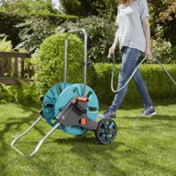 Gardena Aquaroll Freestanding Empty Hose Cart With Wheels -Plant Garden World gardena aquaroll freestanding empty hose cart with wheels4078500032834 01i bq