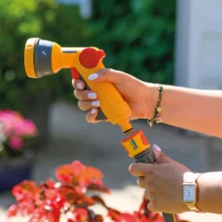 Hozelock 5 Function Hose Spray Gun -Plant Garden World hozelock 5 function hose spray gun5010646062978 01i bq