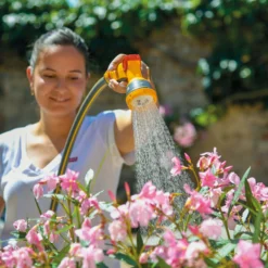 Hozelock 5 Function Hose Spray Gun -Plant Garden World hozelock 5 function hose spray gun5010646062978 02i bq