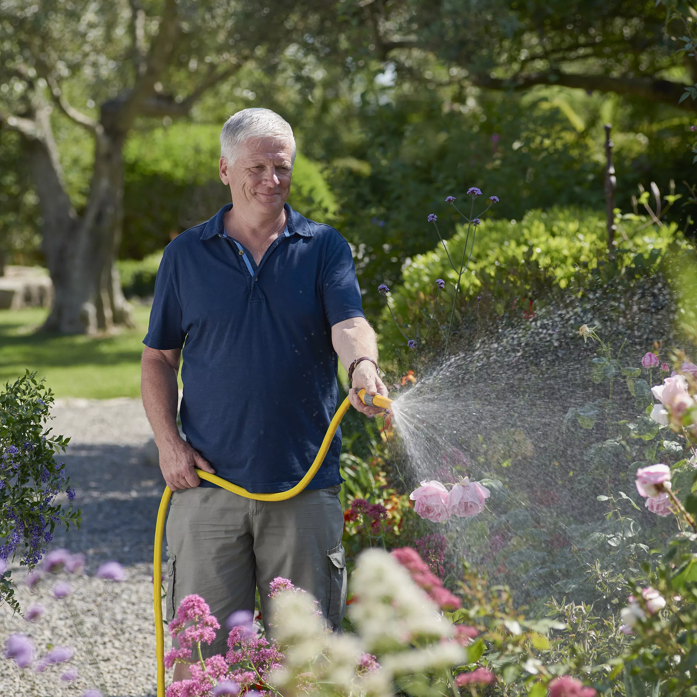 Hozelock Superhoze Flexible Yellow Expanding Hose Pipe (L)15m 10 Hozelock Superhoze Flexible Yellow Expanding Hose Pipe (L)15m - Image 10