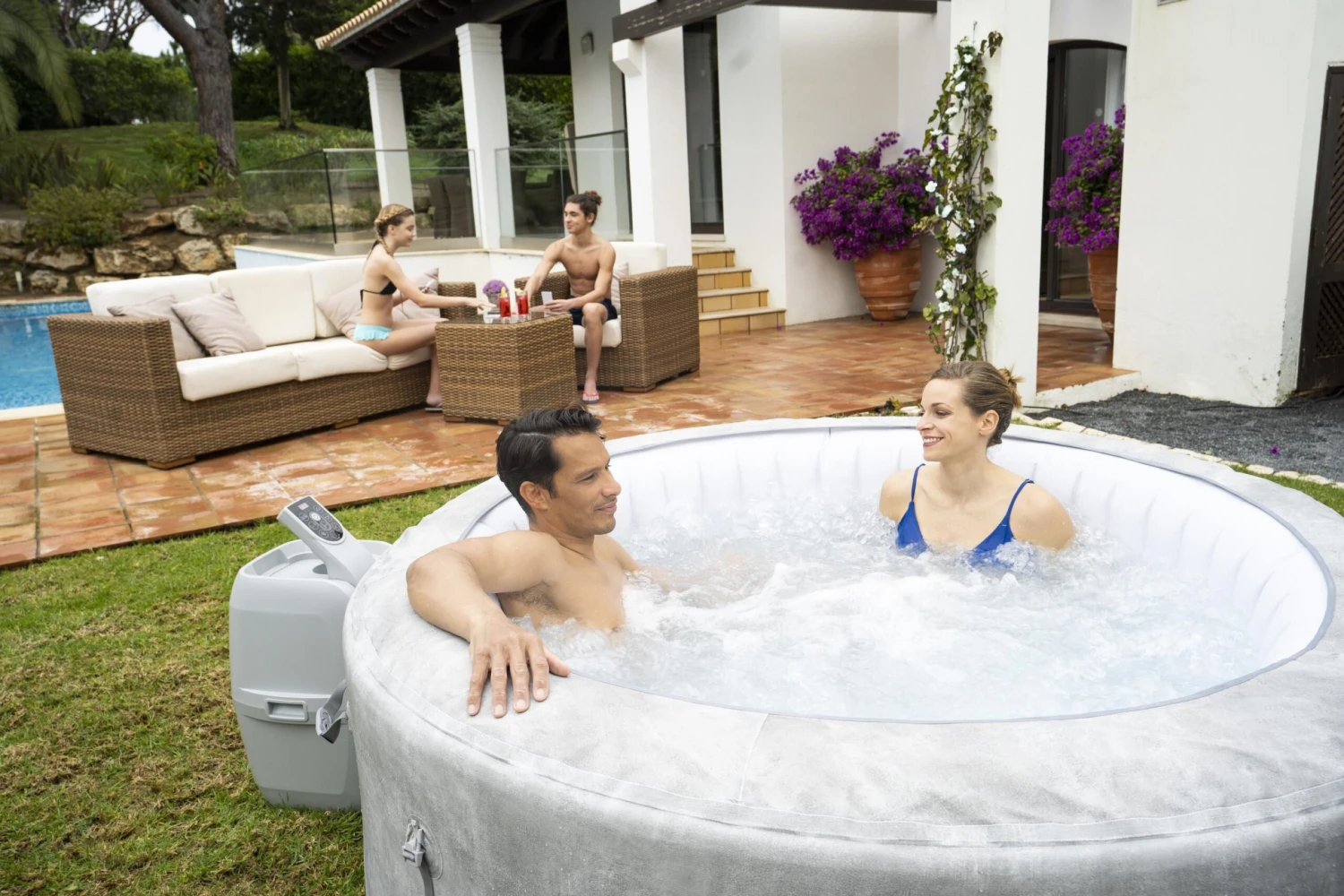 Lay-Z-Spa Zurich 4 Person Inflatable Hot Tub 10 Lay-Z-Spa Zurich 4 Person Inflatable Hot Tub - Image 10