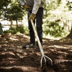 Magnusson Carbon Steel Cultivator -Plant Garden World magnusson carbon steel cultivator5059340087320 01i