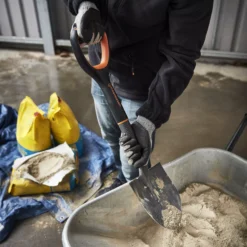 Magnusson Pointed D Handle Micro Shovel -Plant Garden World magnusson pointed d handle micro shovel5059340086620 01i