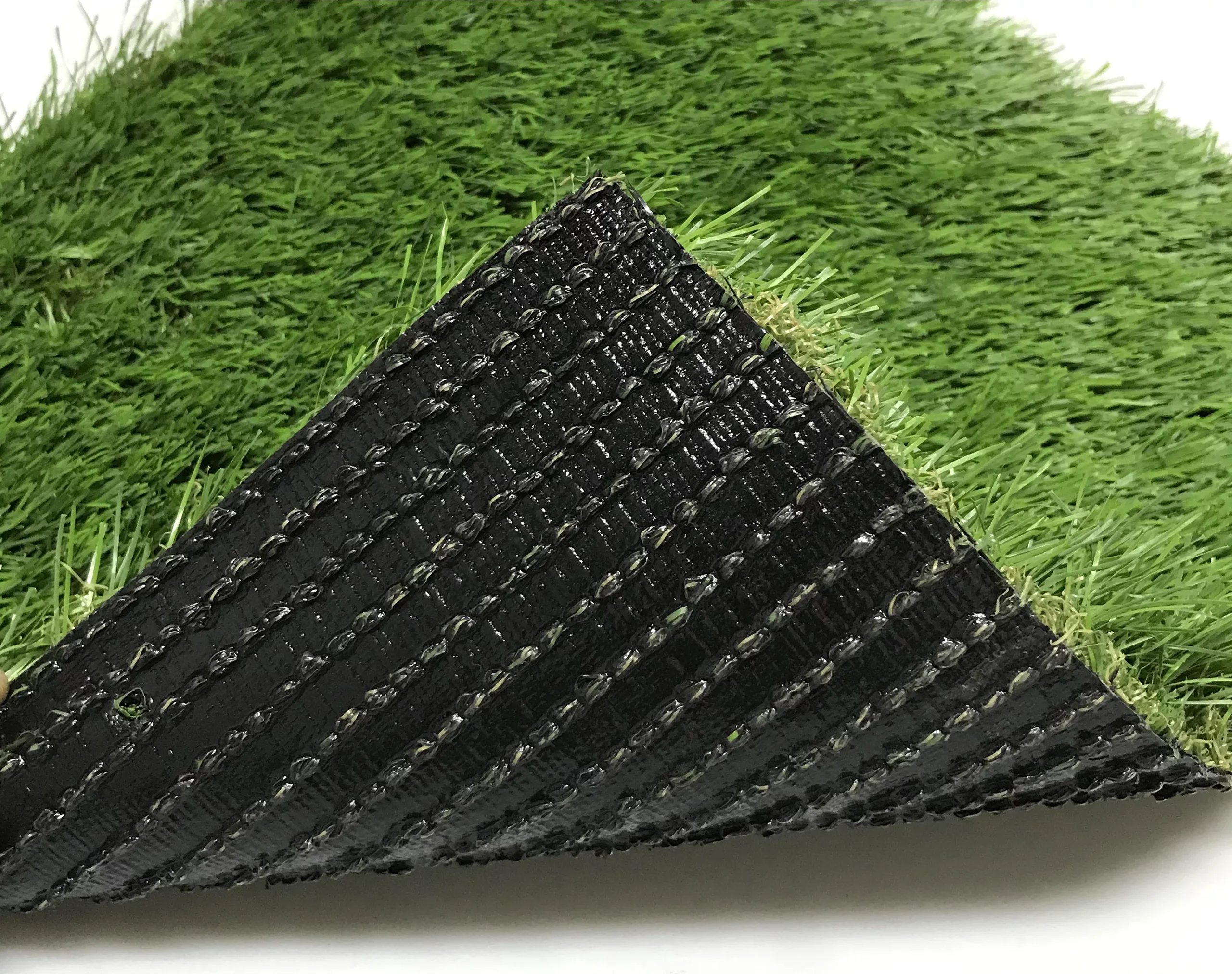 Maple High Density Artificial Grass (L)4m (W)1m (T)39mm 6 Maple High Density Artificial Grass (L)4m (W)1m (T)39mm - Image 6