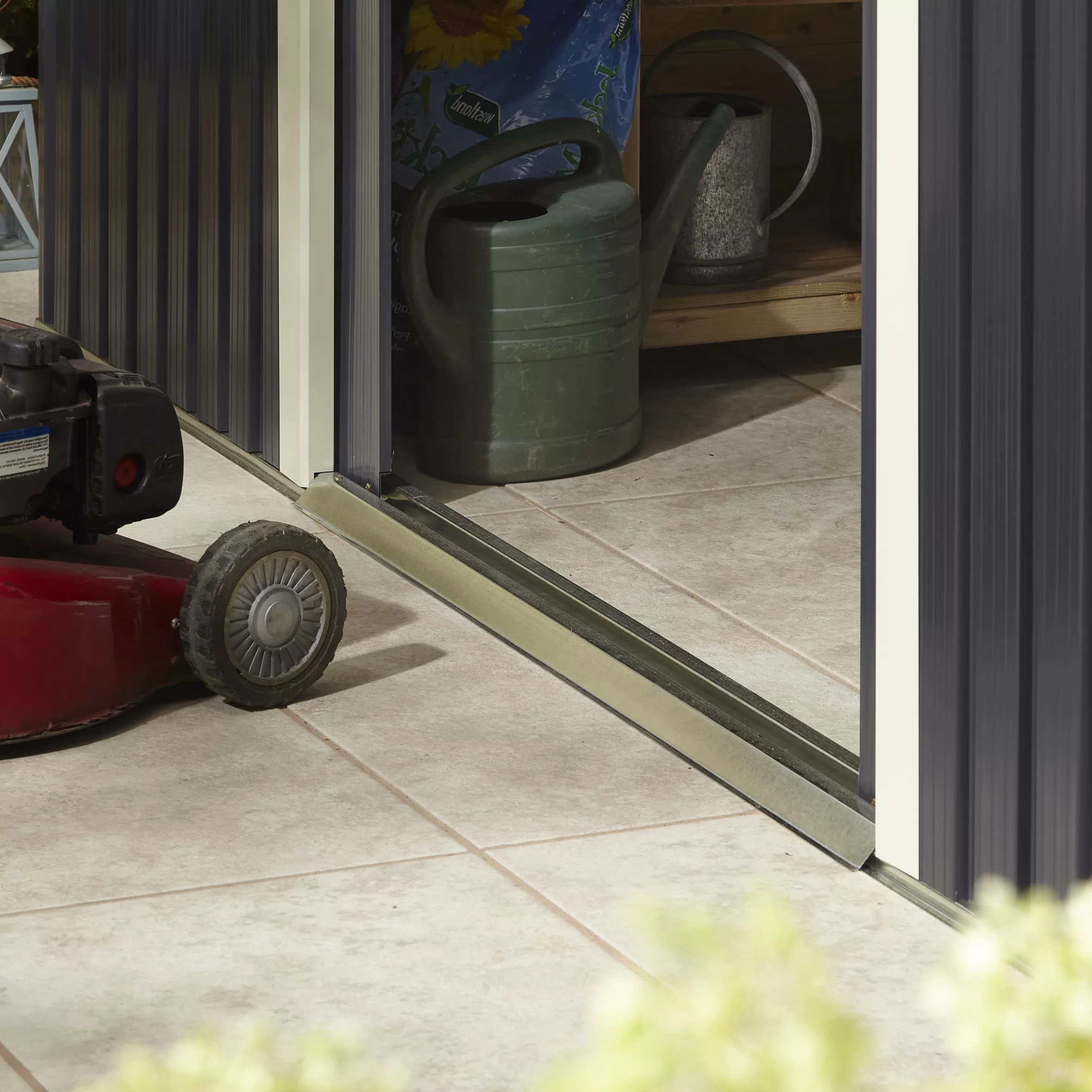 Rowlinson Trentvale 10x8 Apex Dark Grey Metal Shed 8 Rowlinson Trentvale 10x8 Apex Dark Grey Metal Shed - Image 8