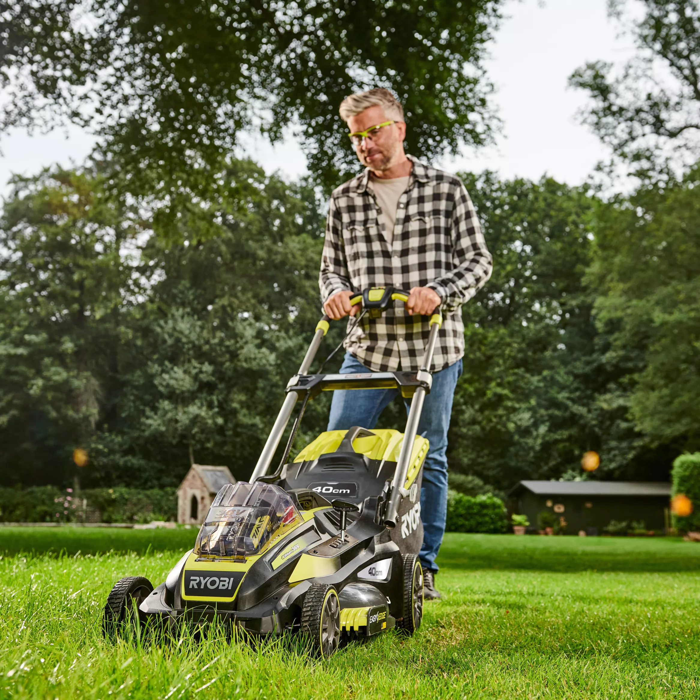 Ryobi 36V Max Power RLM36X41H50G Cordless 36V Rotary Lawnmower 2 Ryobi 36V Max Power RLM36X41H50G Cordless 36V Rotary Lawnmower - Image 2